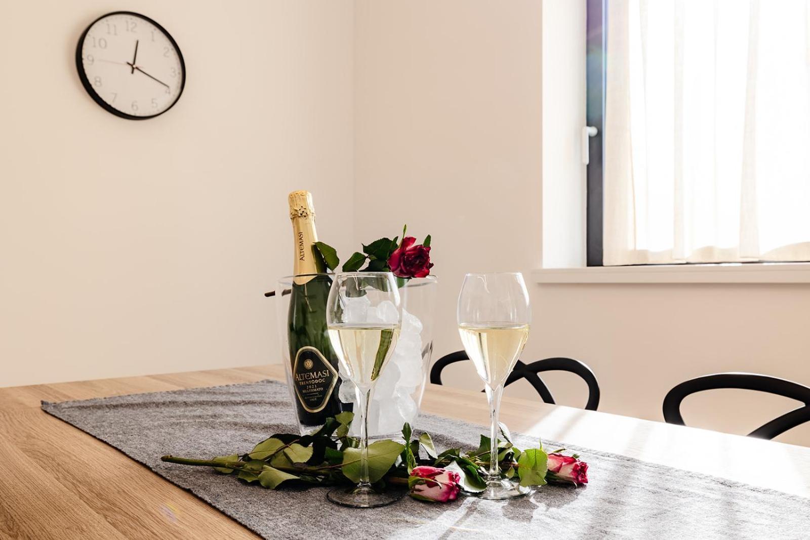 Elvy Garda Living Garden Apartman Riva del Garda Kültér fotó